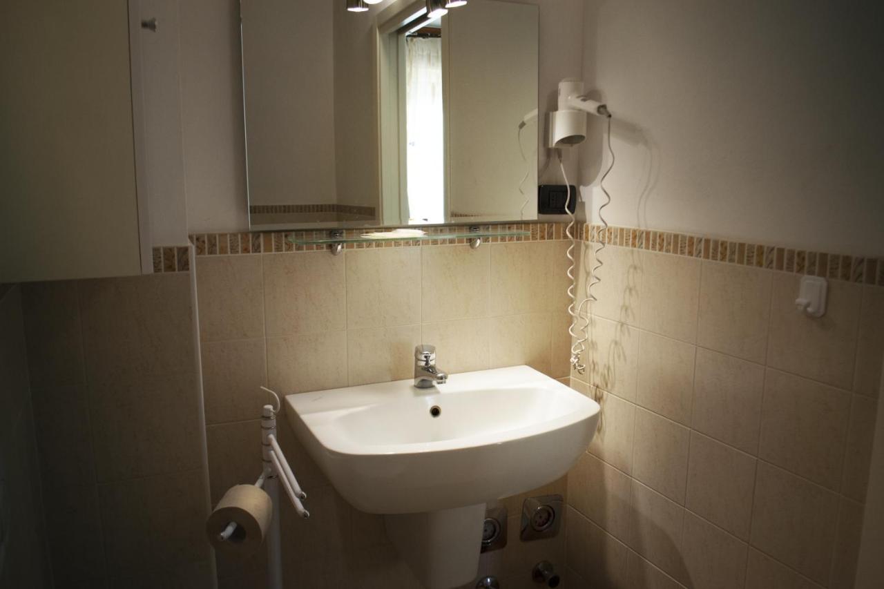 Residence La Quiete Alba  Zewnętrze zdjęcie